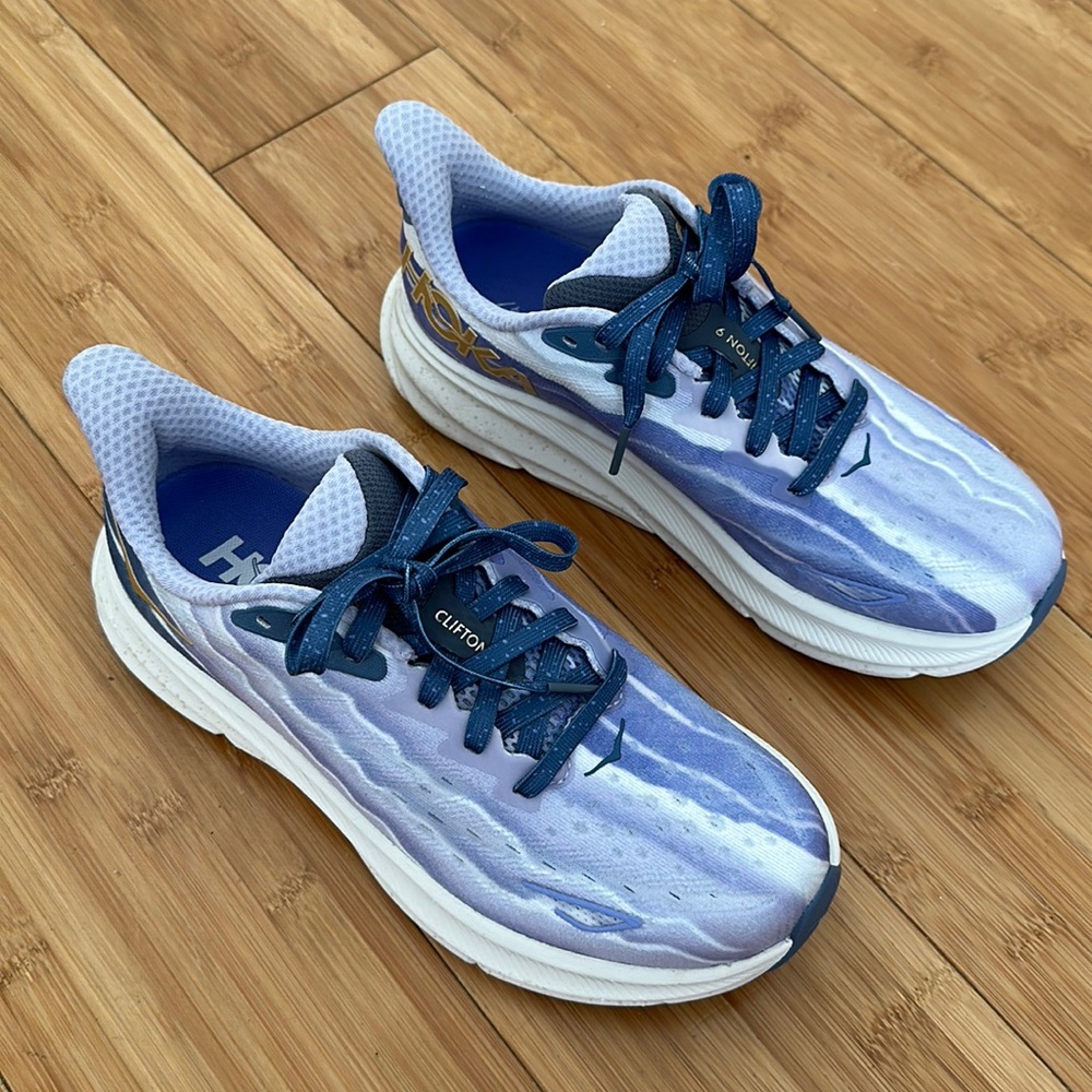 Hoka Clifton 9